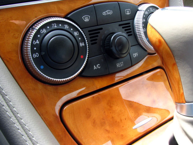 Mercedes SL R230 option 733 chestnut trim photo