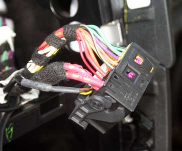 Mercedes audio head unit connector picture