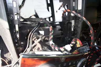 Mercedes ML IPOD controller installed picture